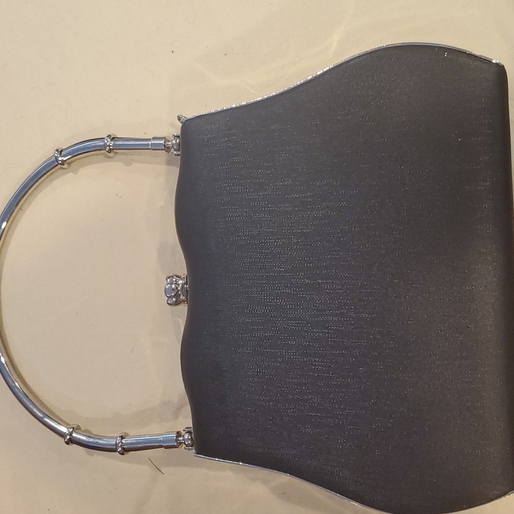 Handbag - Picture 4 of 6